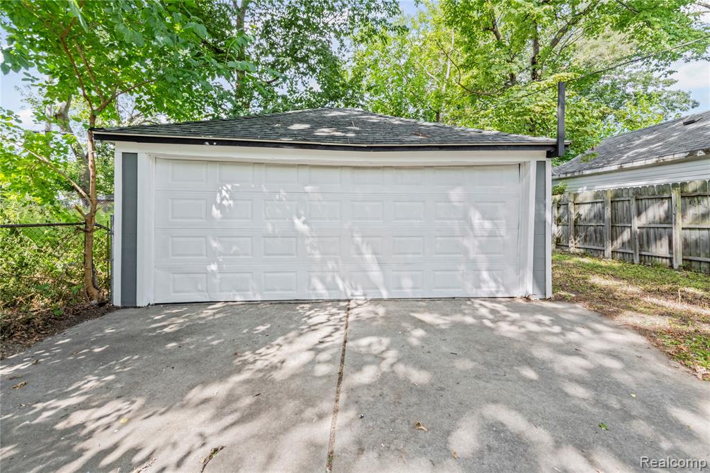 16199 Stansbury Street, Detroit, MI 48235 — Photo 19