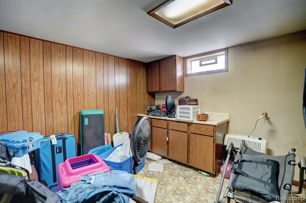 4342 SUNNYMEAD Avenue, Burton, MI 48519 — Photo 30