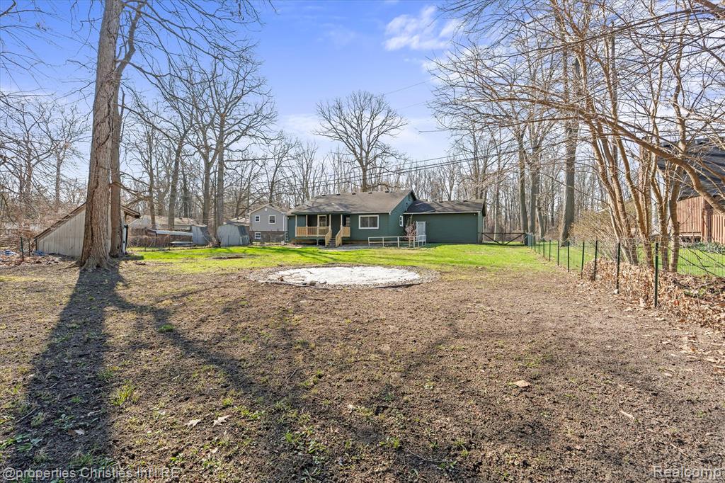 38590 Superior Street, Romulus, MI 48174 — Photo 29