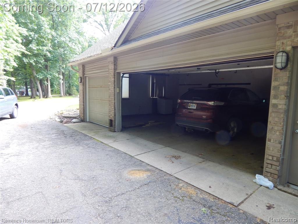 11975 Cody Creek Court, South Lyon, MI 48178 — Photo 26