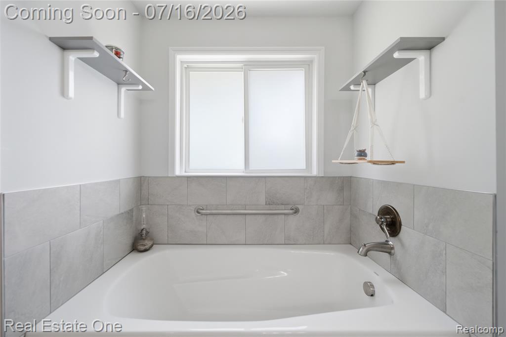 5575 Ciderberry Drive, Brighton, MI 48116 — Photo 30