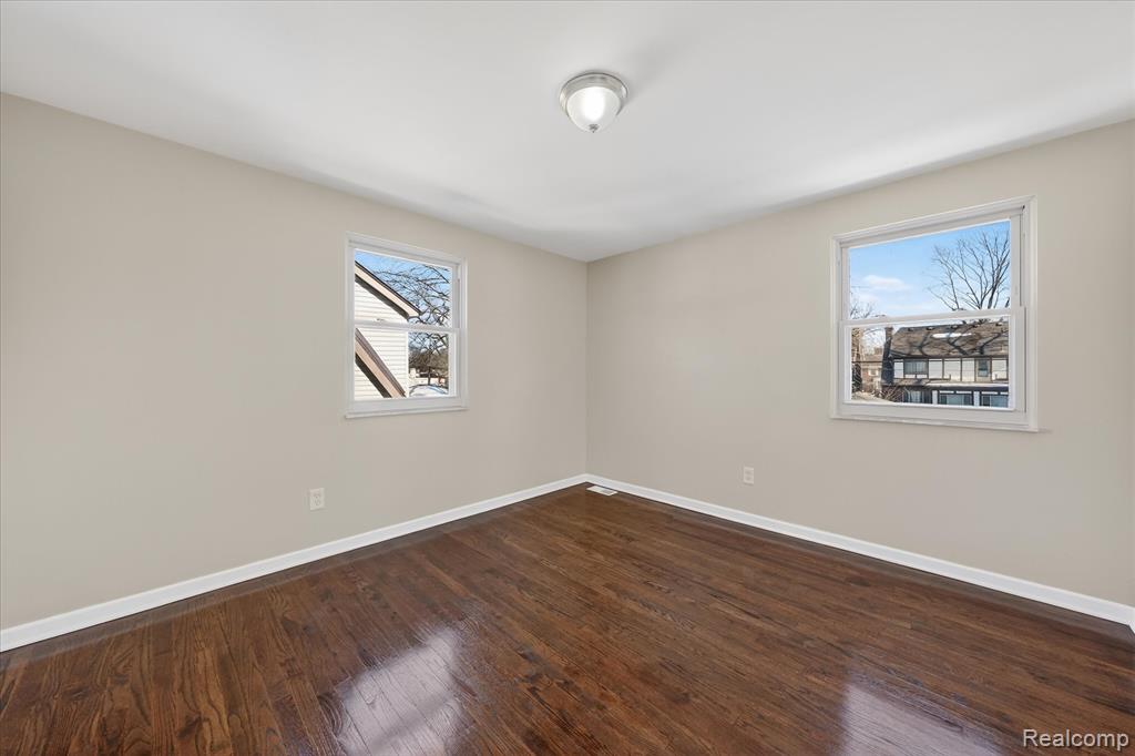 16844 Shaftsbury Avenue, Detroit, MI 48219 — Photo 26