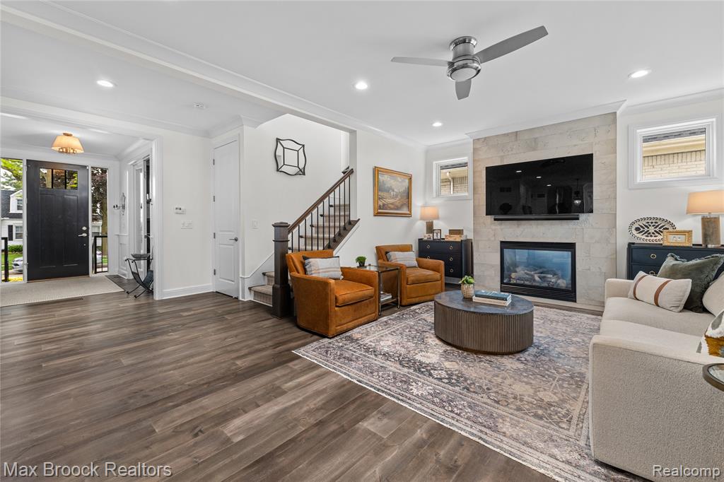 893 HAZEL Street, Birmingham, MI 48009 — Photo 4