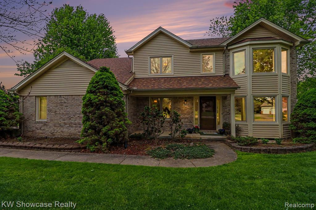 10100 Abrams, Brighton, MI 48114