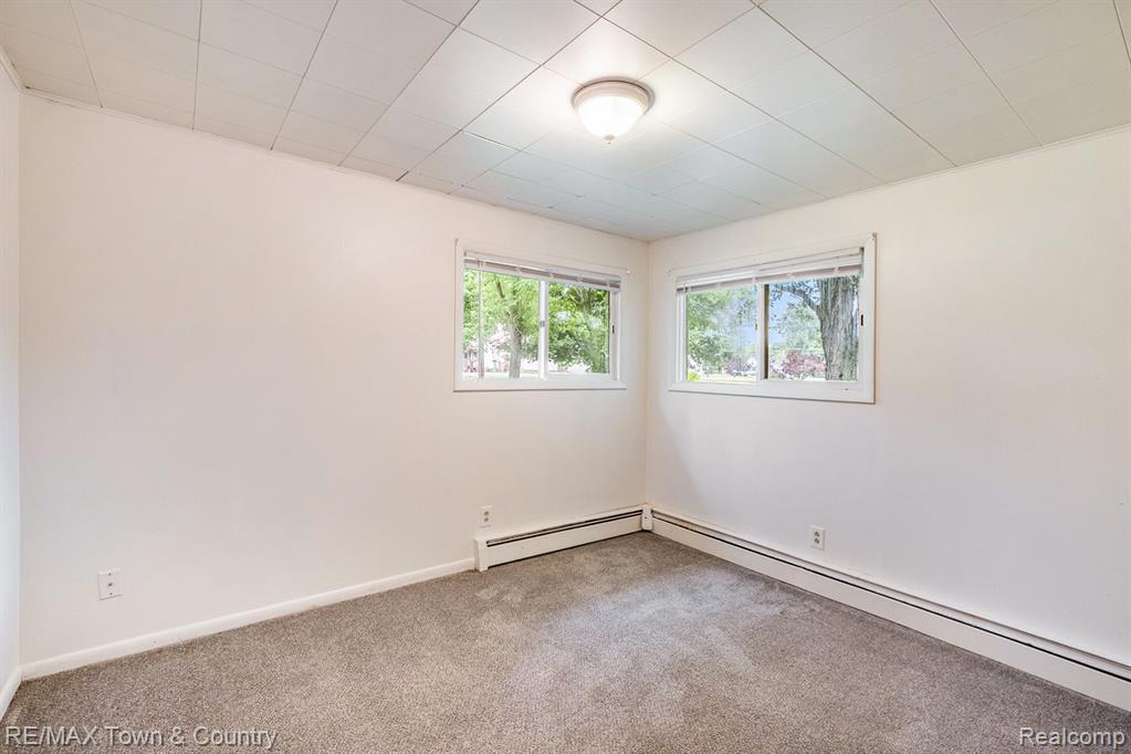 8476 W Coldwater Road, Flushing, MI 48433 — Photo 11