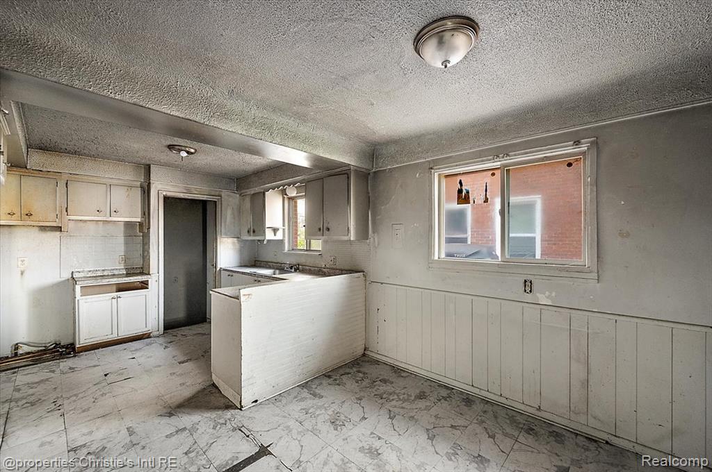 18104 Runyon Street, Detroit, MI 48234 — Photo 10