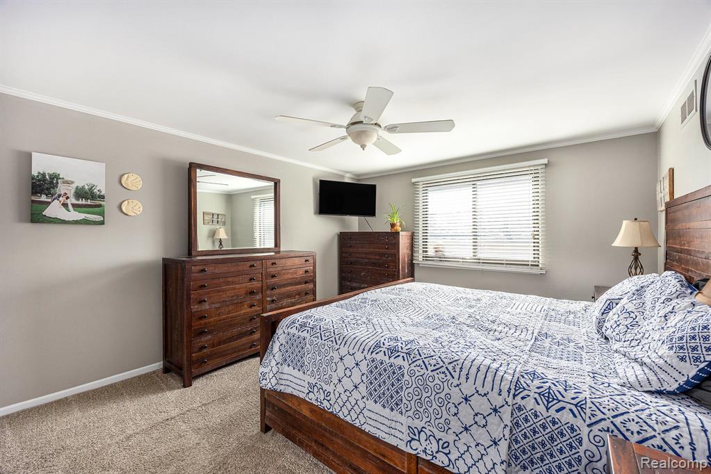 47751 Chrys Road, Macomb, MI 48044 — Photo 15