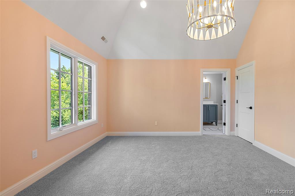 3268 Willis Drive, Oakland, MI, 48306