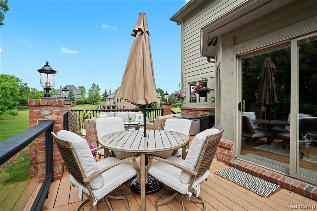 10734 Stoney Point Drive, South Lyon, MI 48178 — Photo 37