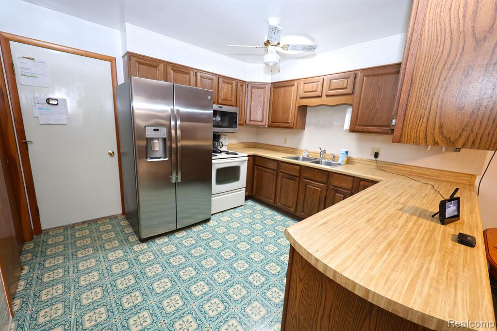 11575 Us Highway 31, Berrien Springs, MI 49103 — Photo 3