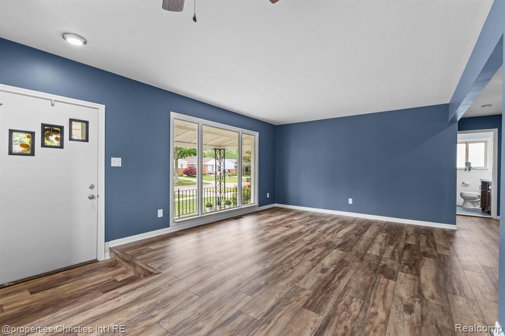 309 Sonia Avenue, Madison Heights, MI 48071 — Photo 4