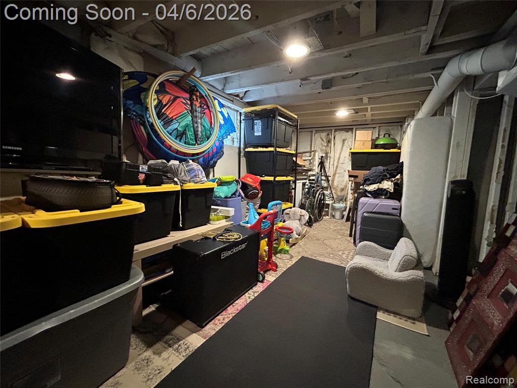 3051 Kenrick Street, Keego Harbor, MI 48320 — Photo 37