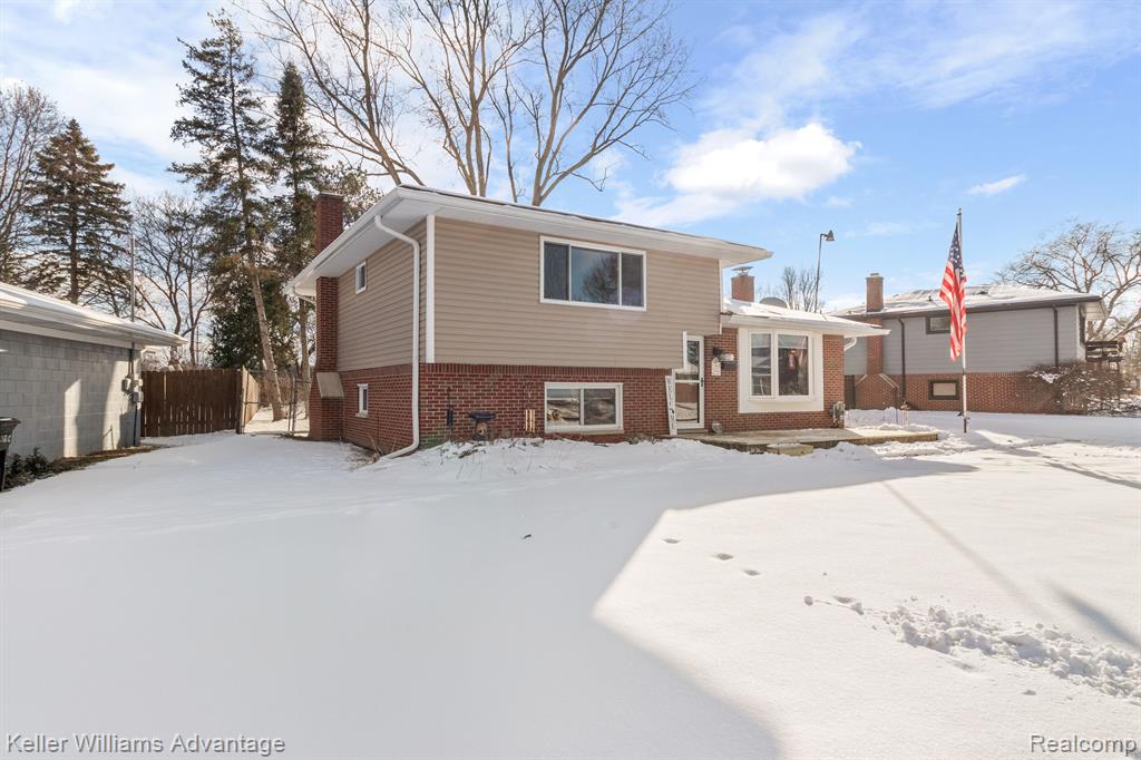 807 WORCHESTER Drive, Fenton, MI 48430 — Photo 26