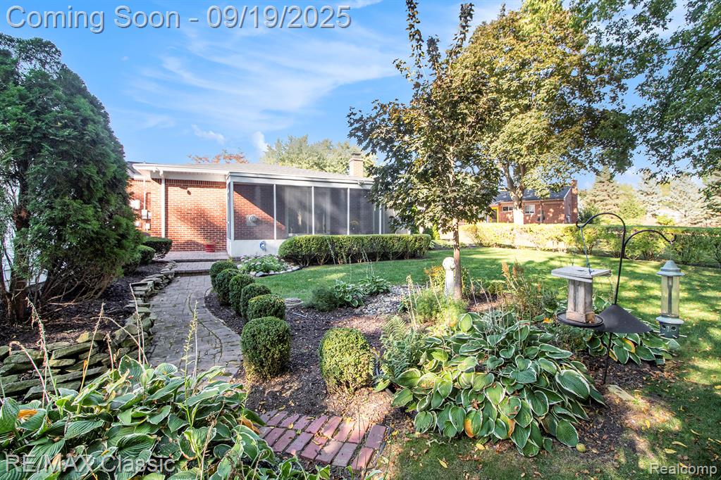 42245 Hammill Lane, Plymouth, MI 48170 — Photo 37