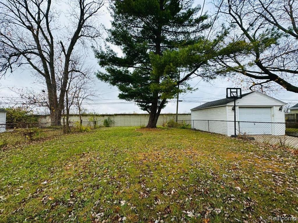 9939 APPLETON, Redford, MI 48239 — Photo 6