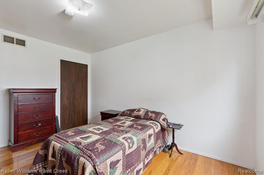 8457 Potomac Street, Center Line, MI 48015 — Photo 20