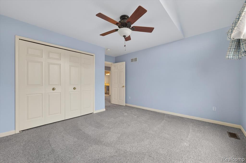 57165 Willow Ridge Boulevard, Washington, MI — Photo 43
