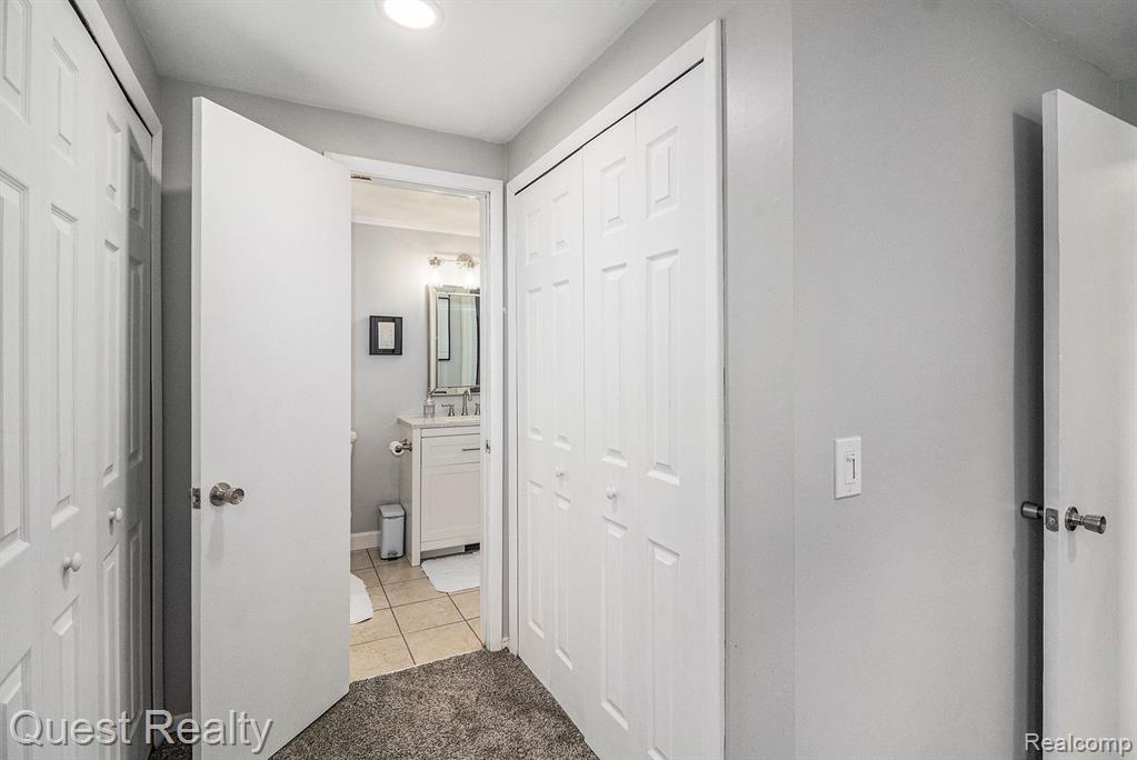 5395 FARLEY Road, Clarkston, MI — Photo 22