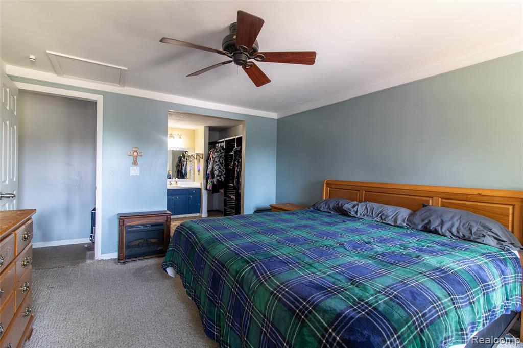 24550 Colonial Drive, Woodhaven, MI 48183 — Photo 18