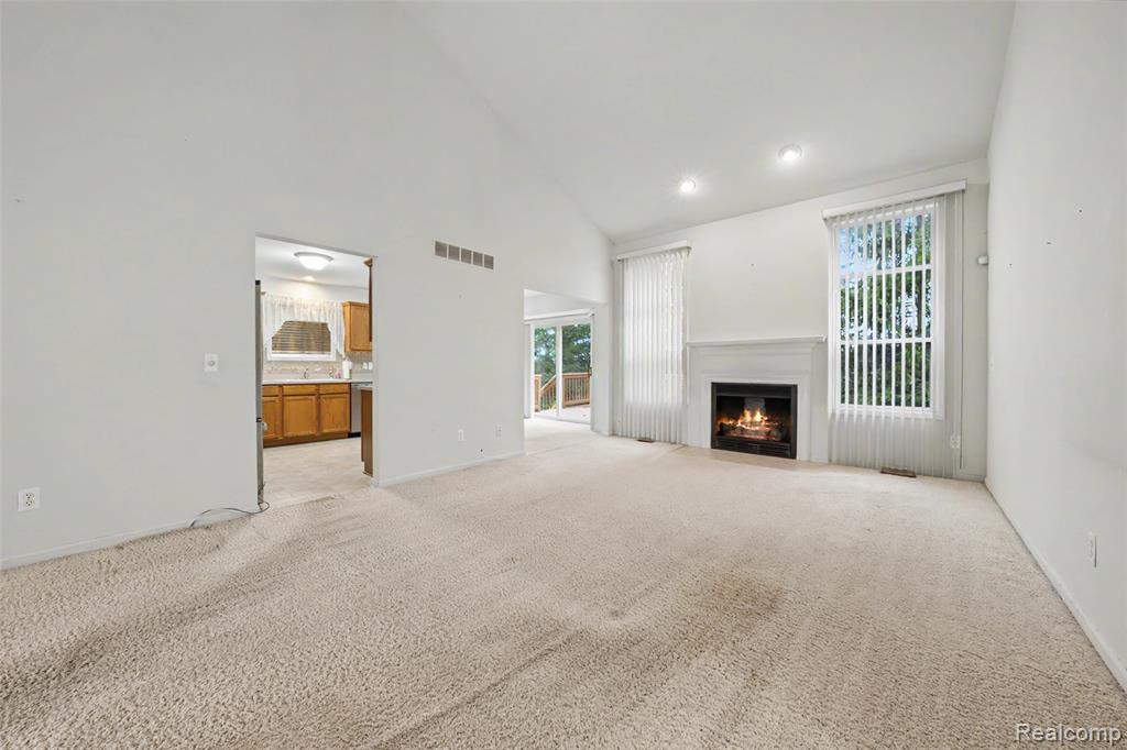 45467 Coachfort Drive, Macomb, MI 48044 — Photo 16