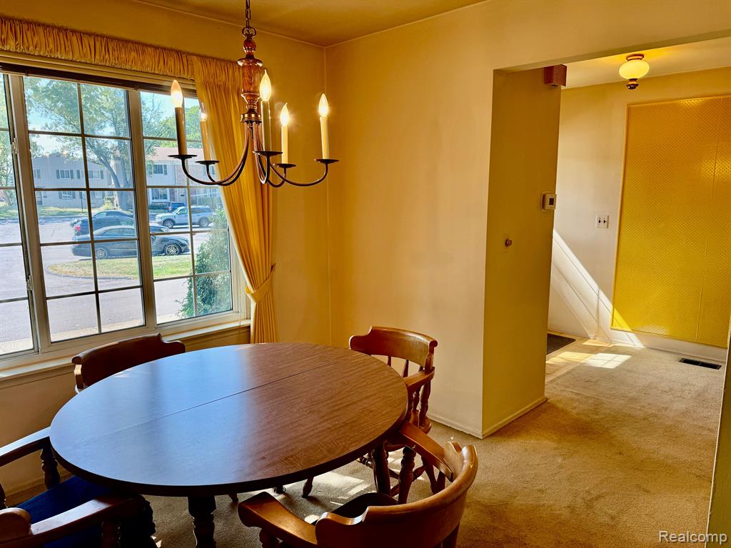 1976 RIDGE, Royal Oak, MI 48073 — Photo 4