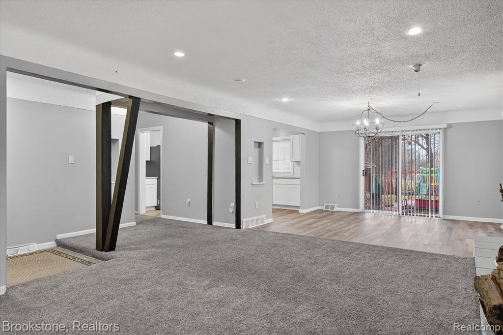 2555 W Boston Boulevard, Detroit, MI 48206 — Photo 7