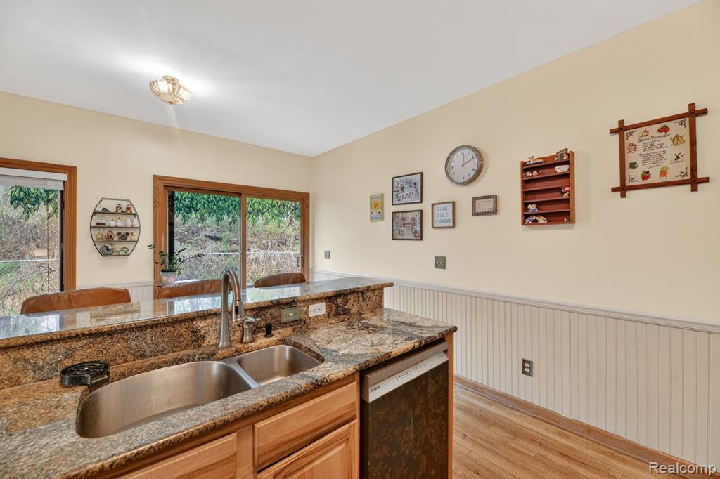 3845 Lake Lapeer Drive, Metamora, MI 48455 — Photo 17