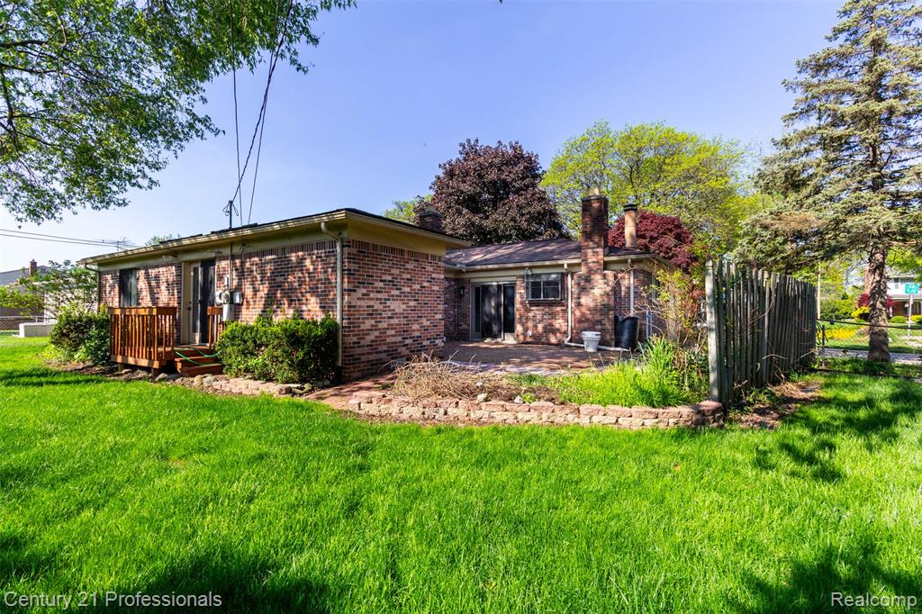 5190 Babbit Drive, Troy, MI 48085 — Photo 37