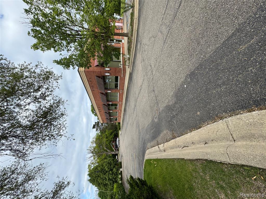 7570 E Mi State Road 36, Whitmore Lake, MI — Photo 5