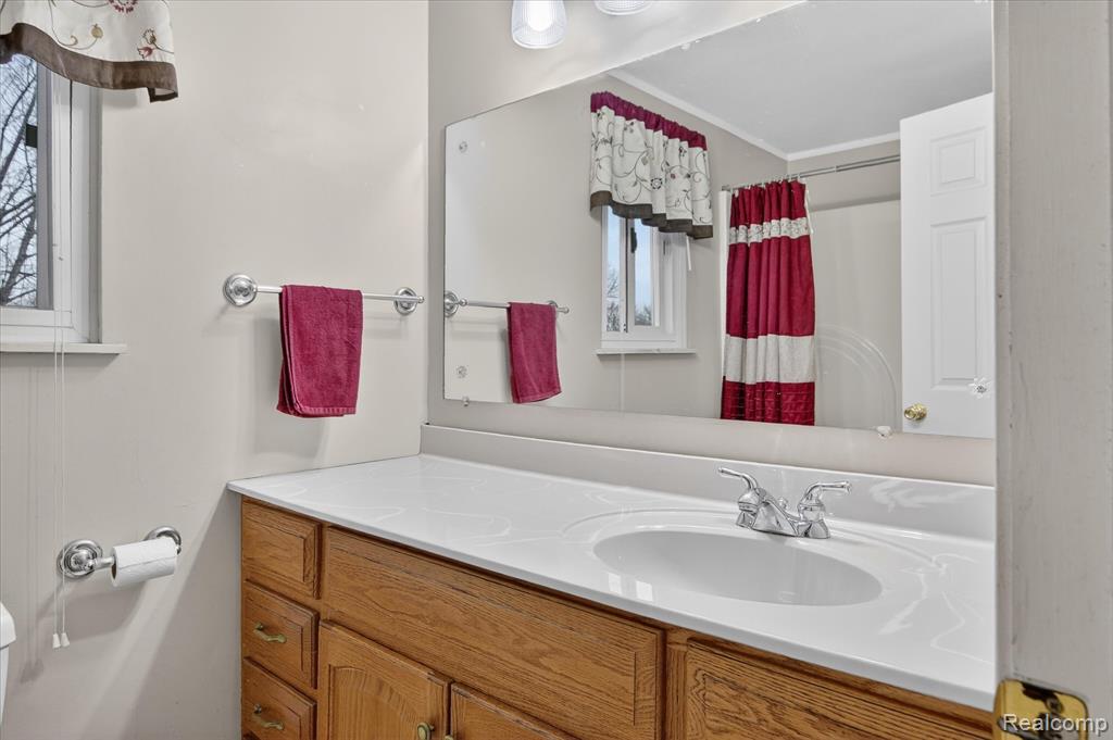 9640 Dudley Street, Taylor, MI 48180 — Photo 28