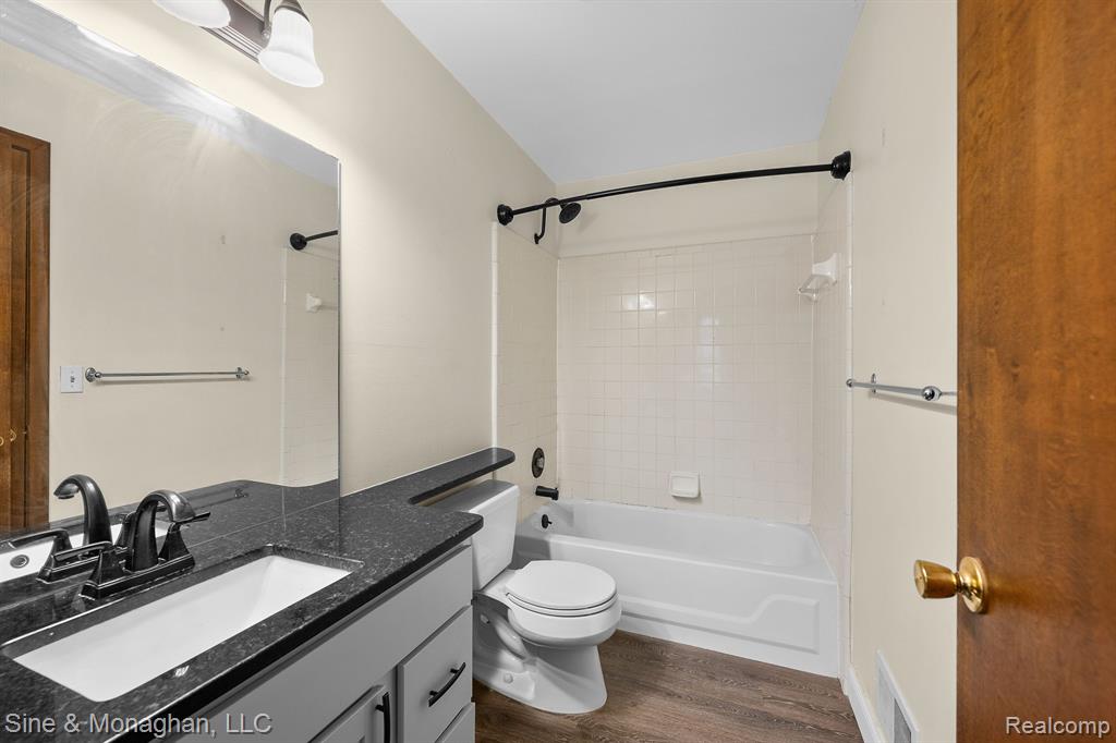 74 PARE Street, Clawson, MI — Photo 12