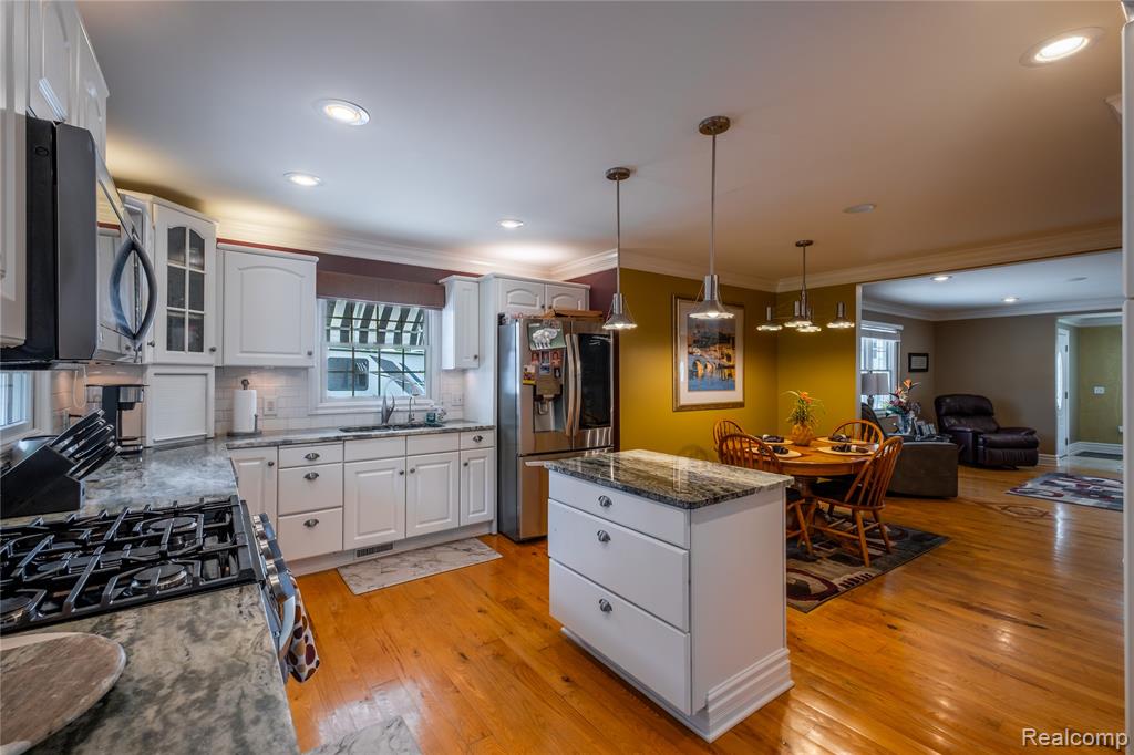 1255 Glendale Street, Burton, MI 48509 — Photo 9