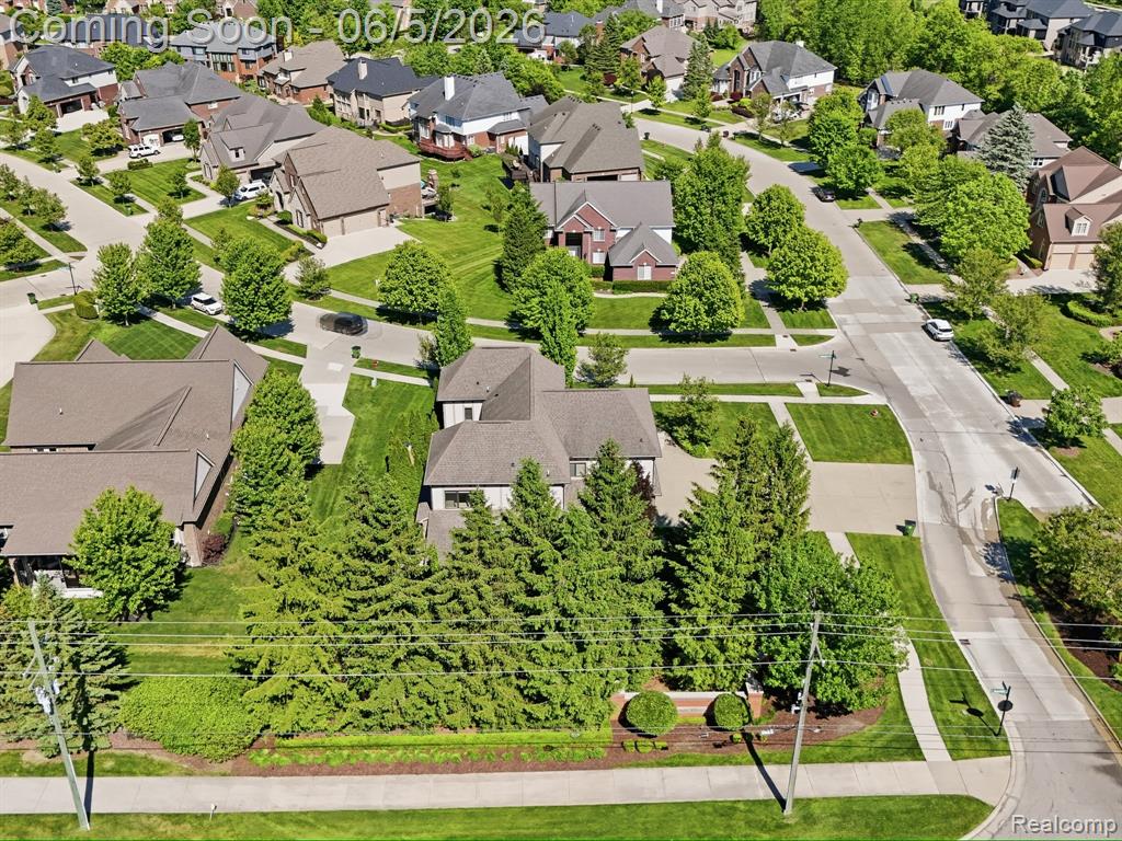 55951 Ashbrooke Drive W, Utica, MI 48316 — Photo 67