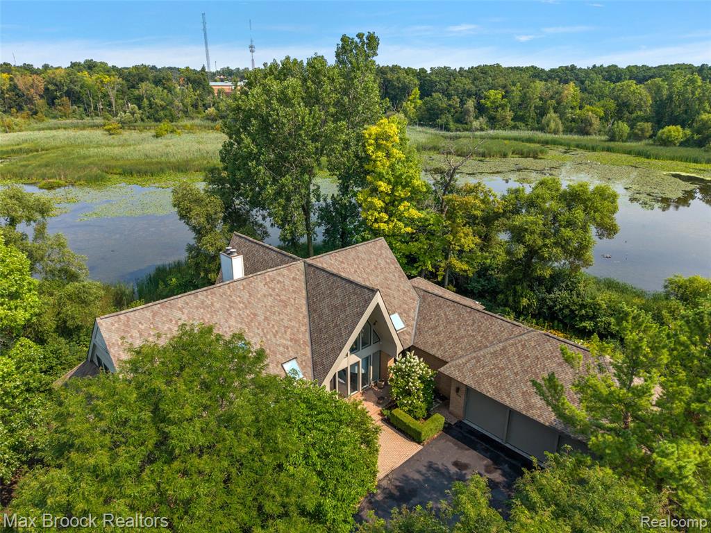 Property photo for 1136 Norminister End, Bloomfield Hills, MI 48302