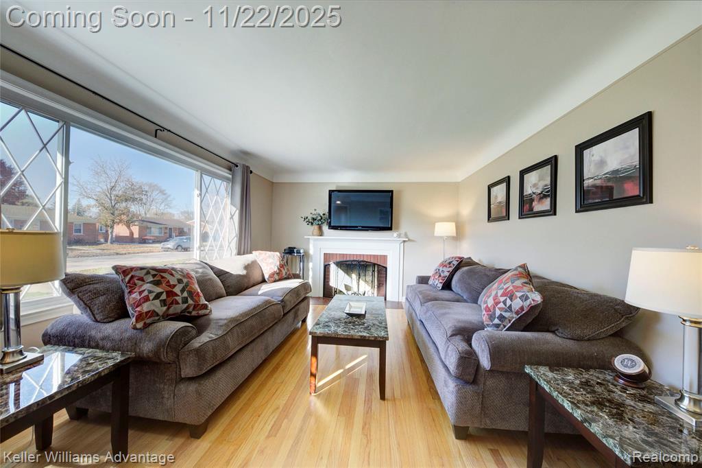 9338 Colorado Street, Livonia, MI 48150 — Photo 7