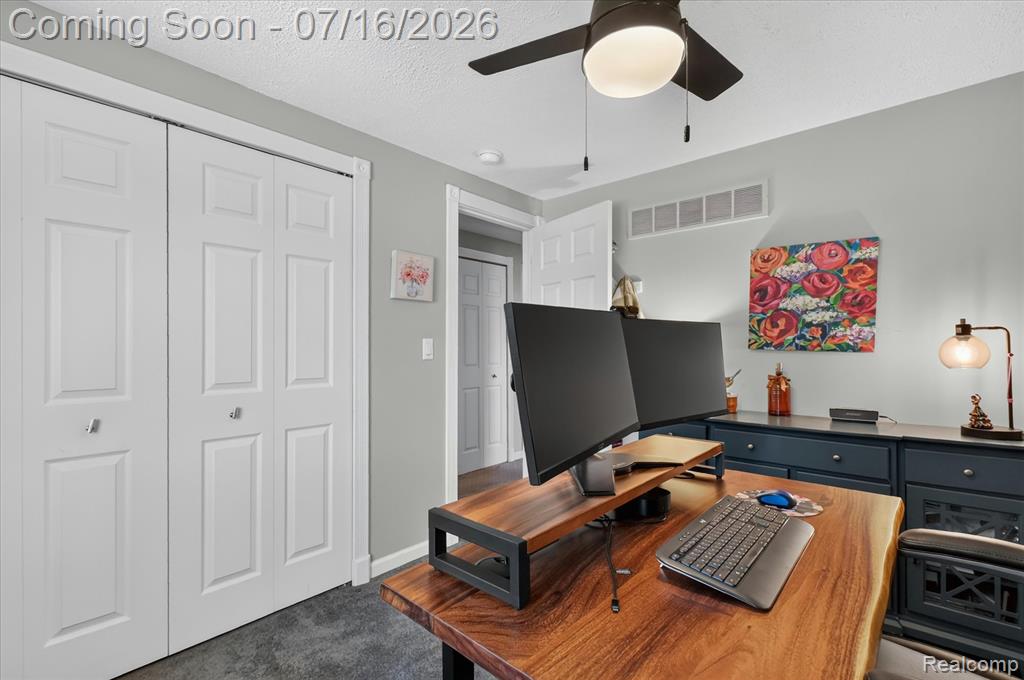 845 Abbey Lane, Milford, MI 48381 — Photo 33