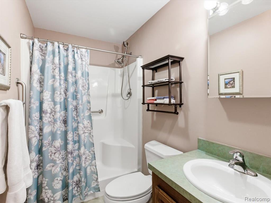 8431 Lakeshore Road, Burtchville, MI 48059 — Photo 29