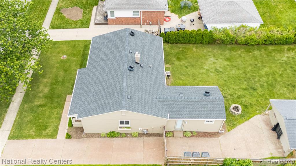 47337 Winthrop Street, Shelby Twp, MI 48317 — Photo 21