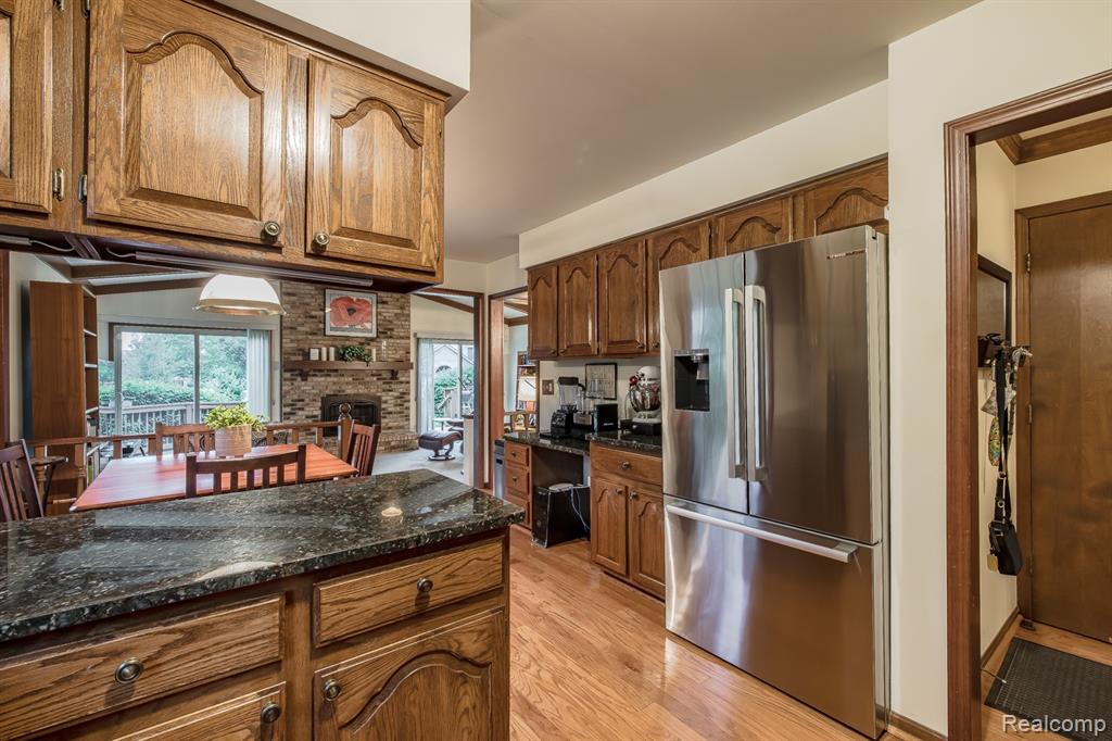 4614 Lehigh Drive, Troy, MI 48098 — Photo 17