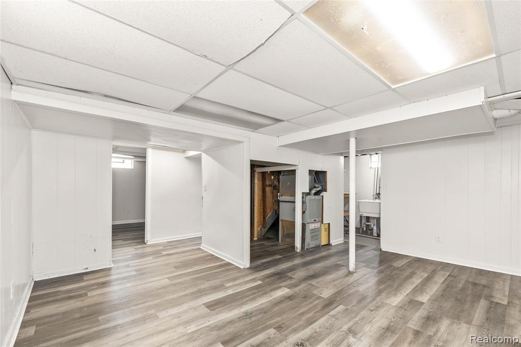 4175 Helen Avenue, Lincoln Park, MI 48146 — Photo 16