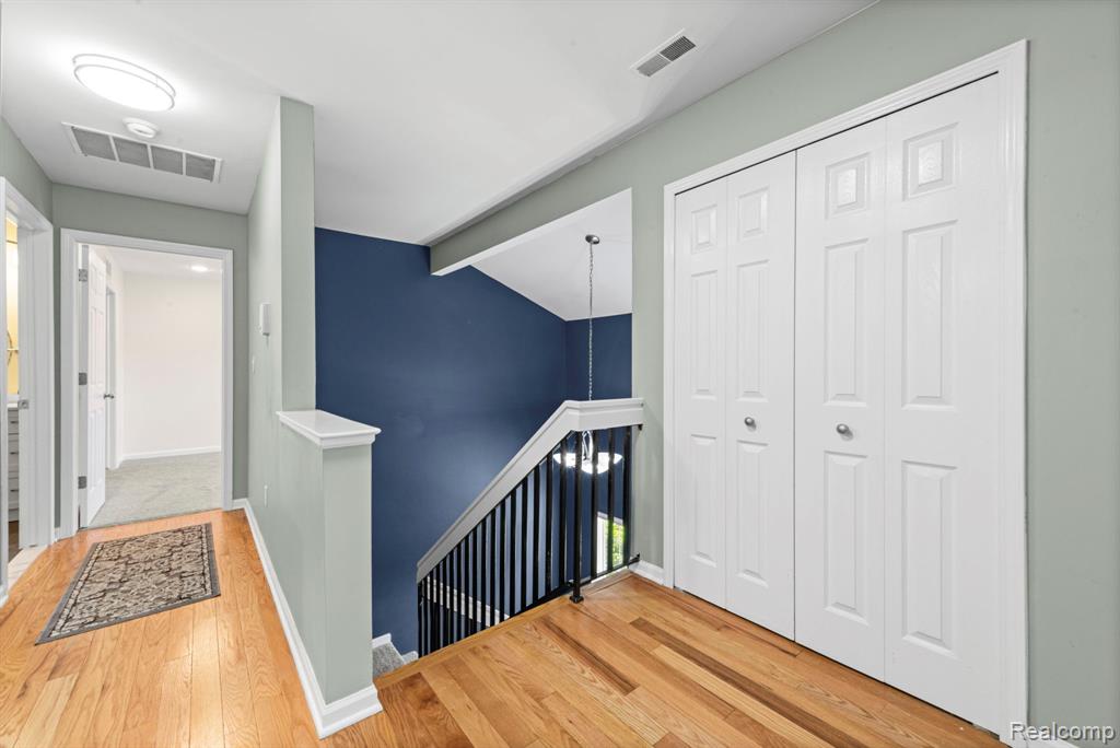 16789 Carriage Way, Northville, MI 48168 — Photo 8