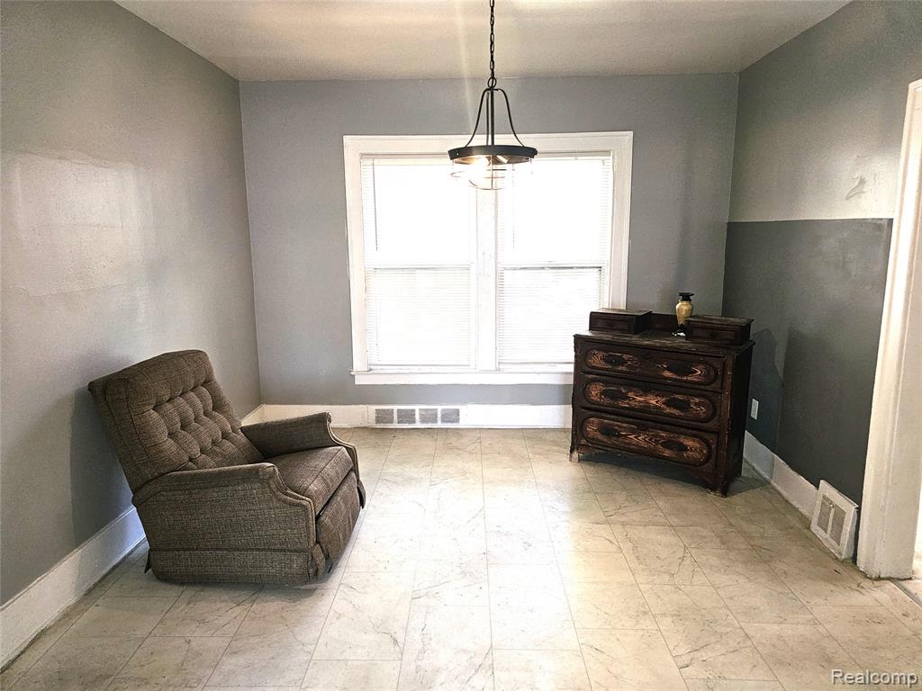 9419 Ravenswood Street, Detroit, MI 48204 — Photo 6