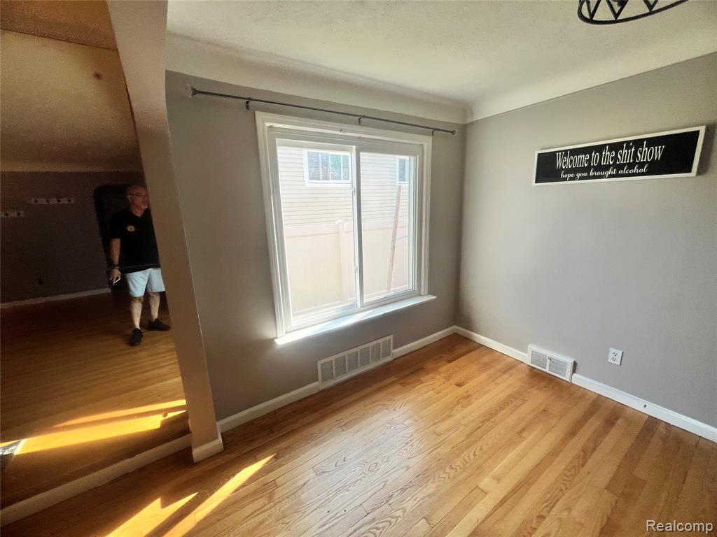 7208 Rosedale Boulevard, Allen Park, MI 48101 — Photo 29