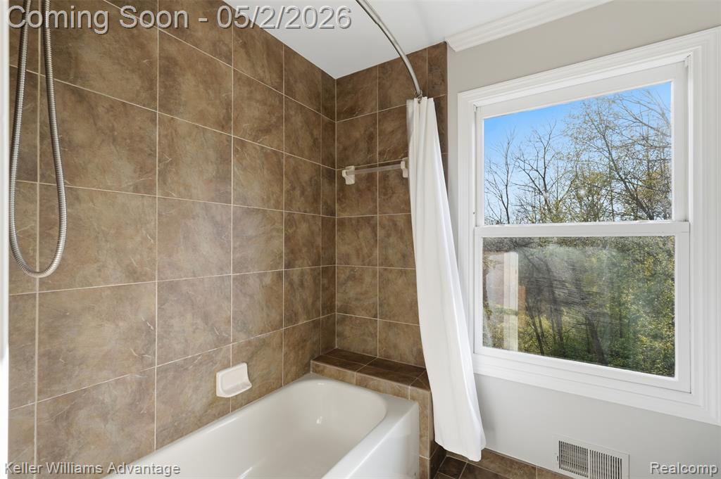 16035 Pine Valley Drive, Northville, MI 48168 — Photo 34