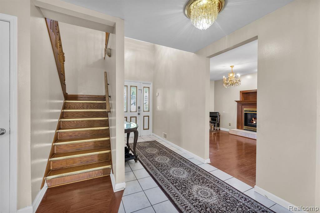 7511 Orchard Avenue, Dearborn, MI 48126 — Photo 27