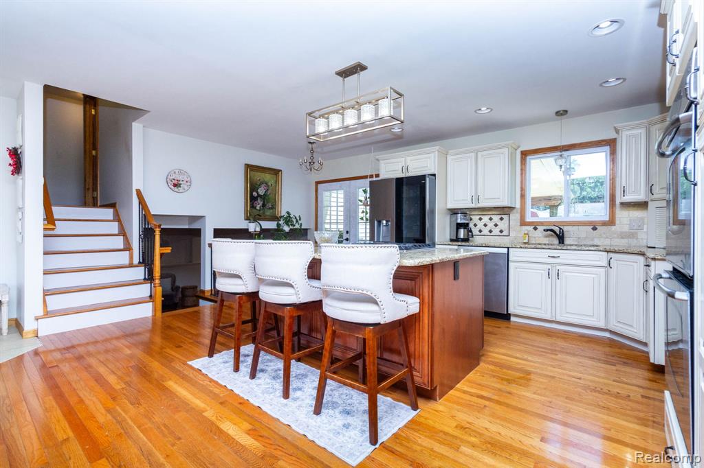 6345 Lanman Drive, Waterford, MI 48329 — Photo 8