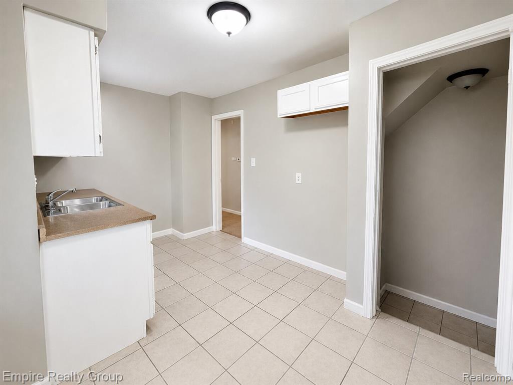 7815 Artesian Street, Detroit, MI 48228 — Photo 7