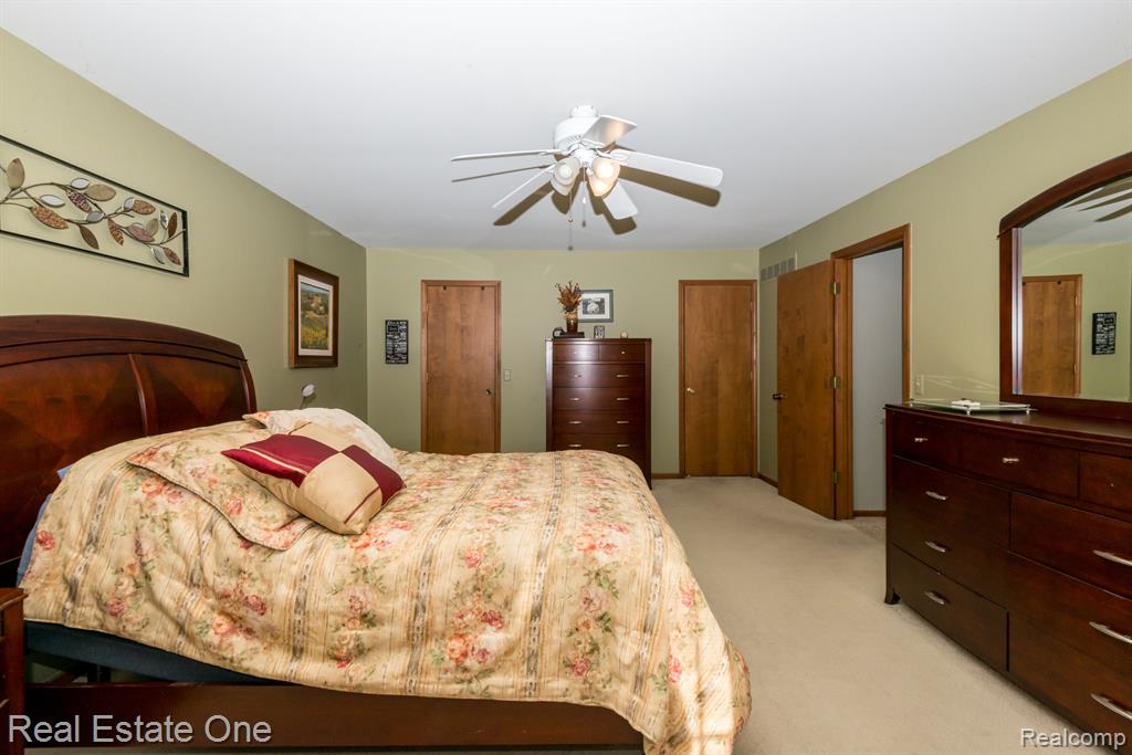 41344 Beacon Road, Novi, MI — Photo 55