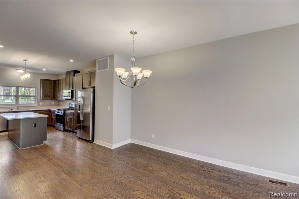 25503 GRANDVIEW Lane, 26, Novi, MI — Photo 21