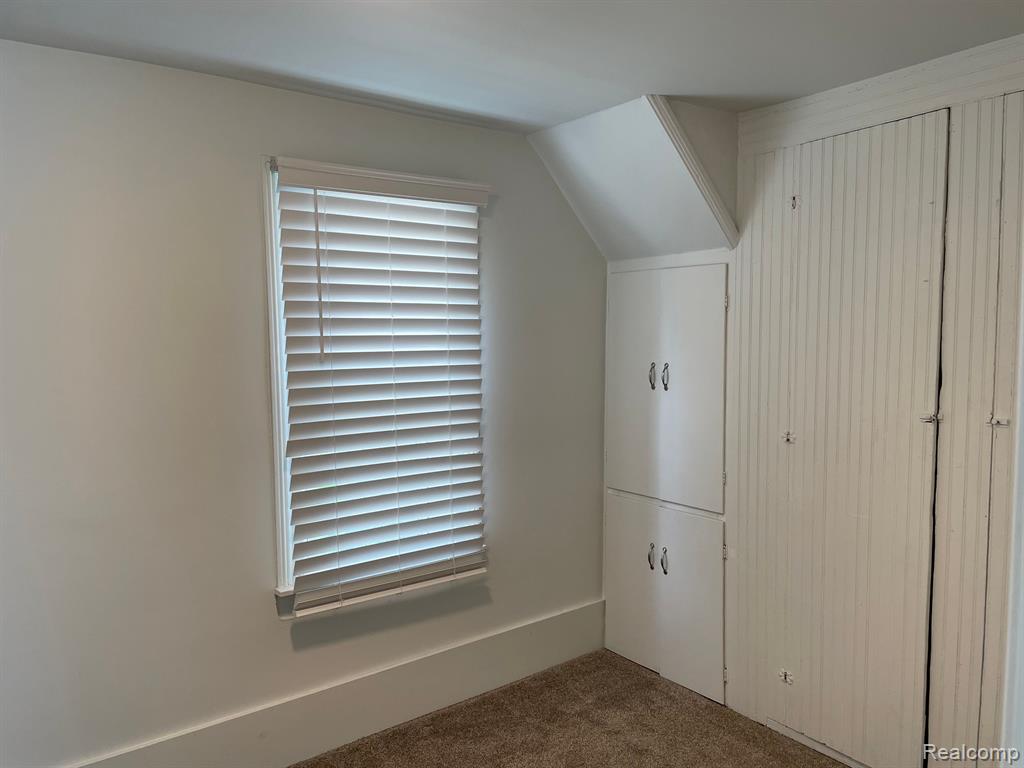 7556 Miller Road, Swartz Creek, MI 48473 — Photo 11
